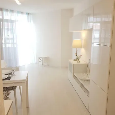 Cristianos To Enjoy, Relax And Live The Ocean! * Los Cristianos (Tenerife)